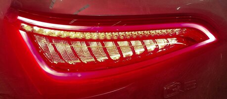 2013-2017 AUDI Q5 SQ5 (B8 8R) LEFT DRIVER REAR TAILLIGHT BRAKE LIGHT LAMP (LED)