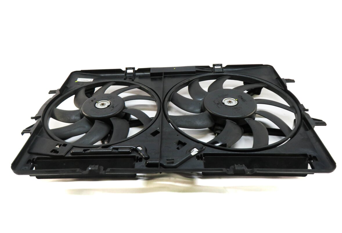 Thumbnail 2: 09-17 AUDI A4 A5 Q5 S4 (B8 8T 8R) 2.0L 3.0L 3.2L RADIATOR COOLING FAN w/ SHROUD