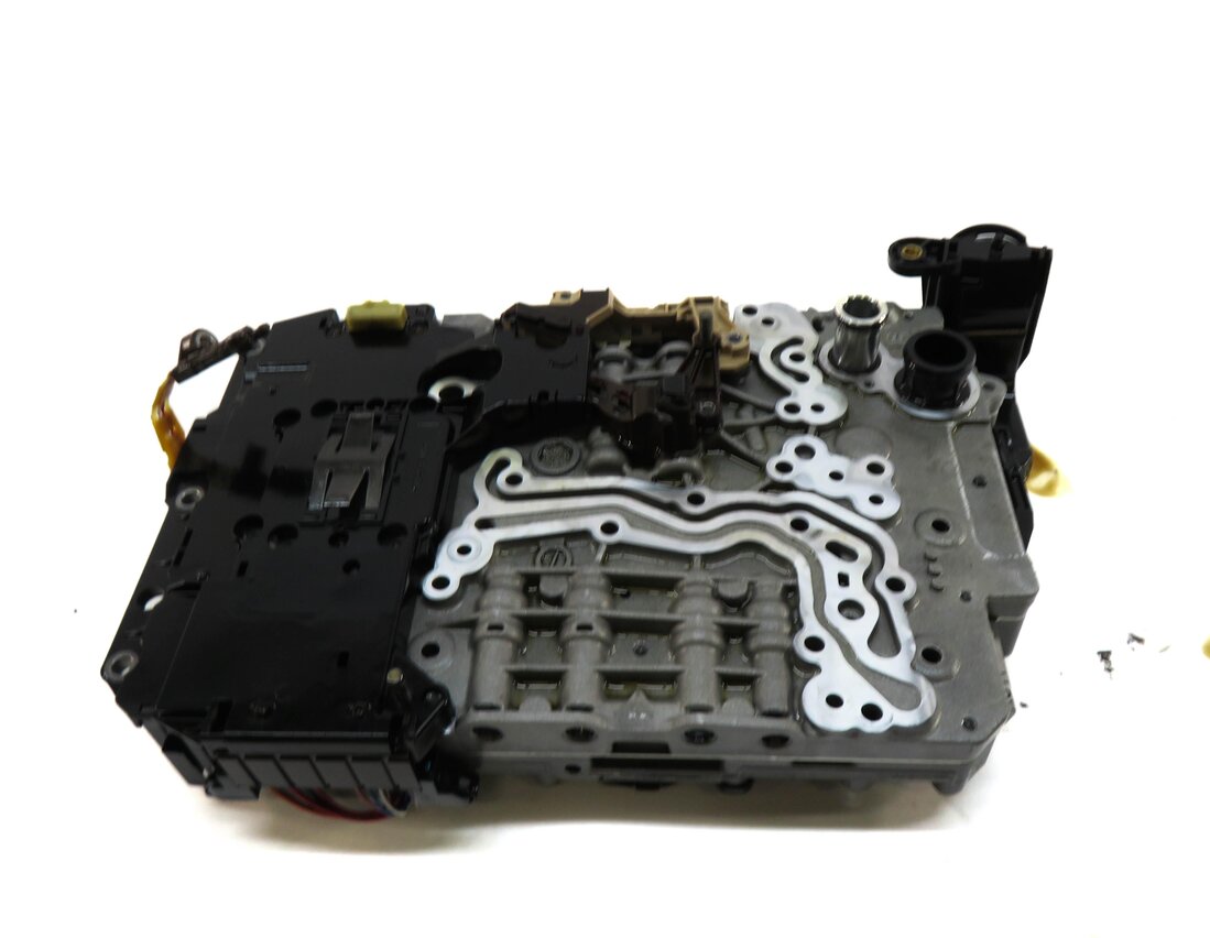 Thumbnail 3: 2013-2017 AUDI Q5 (B8 8R) AWD - 2.0L 8spd A/T TRANSMISSION VALVE BODY (NTB)