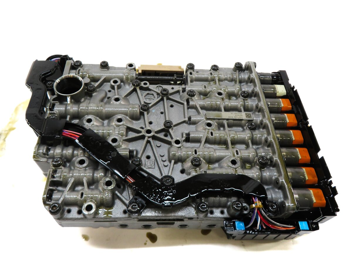Thumbnail 5: 2013-2017 AUDI Q5 (B8 8R) AWD - 2.0L 8spd A/T TRANSMISSION VALVE BODY (NTB)