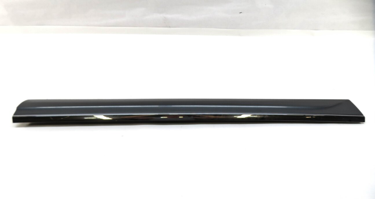 Thumbnail 2: 2013 AUDI Q5 (B8 8R) LEFT FRONT DRIVER DOOR MOULDING RUNNER TRIM (MONSOON GRAY)