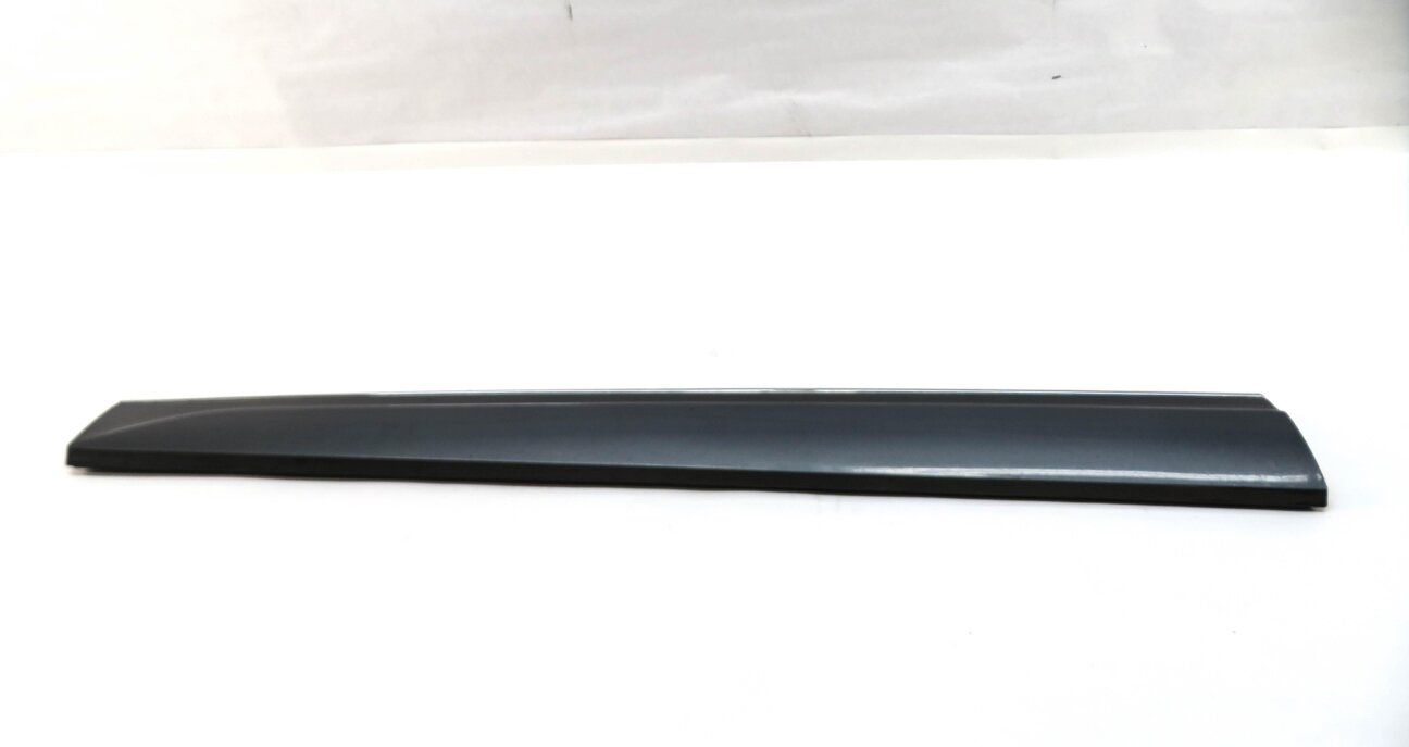Thumbnail 3: 2013 AUDI Q5 (B8 8R) LEFT FRONT DRIVER DOOR MOULDING RUNNER TRIM (MONSOON GRAY)