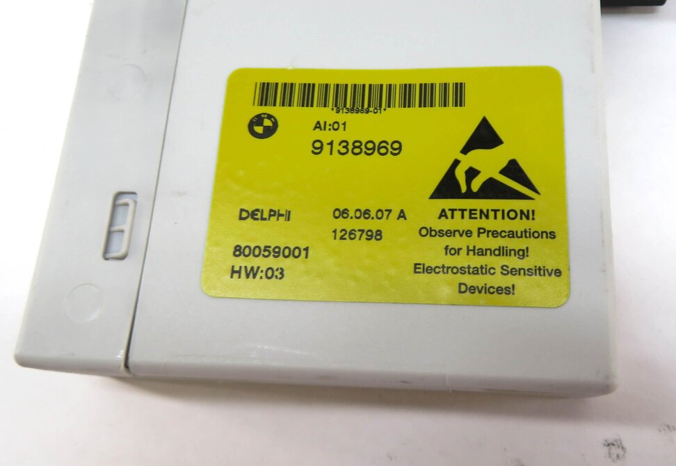 Thumbnail 5: 2008-2010 BMW 528i 535i 550i (E60) i-DRIVE POWER CONTROL MODULE SET-2