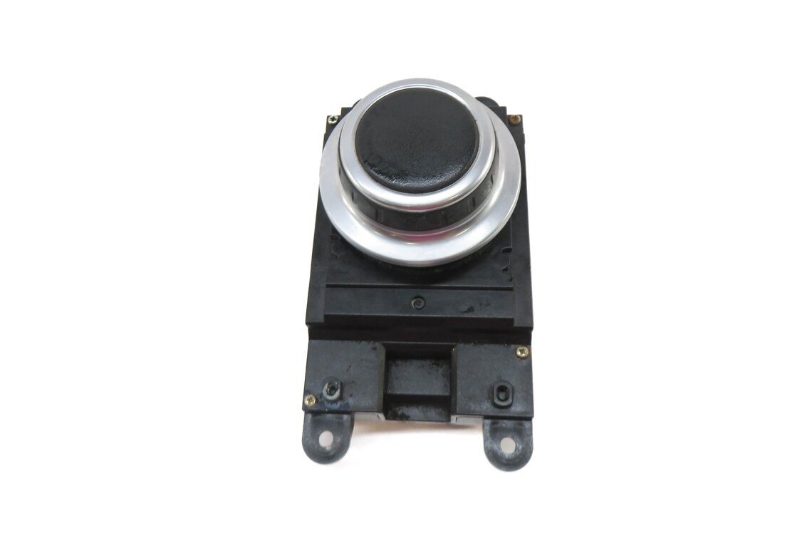 Thumbnail 2: 2008 BMW 535i (E60) I-DRIVE MEDIA NAVIGATION SCREEN CONTROL KNOB 6944884