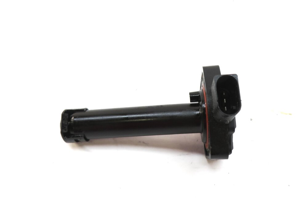 Thumbnail 2: 2008 BMW 535i (E60) 3.0L TURBO N54 ENGINE OIL LEVEL SENSOR 12617607910