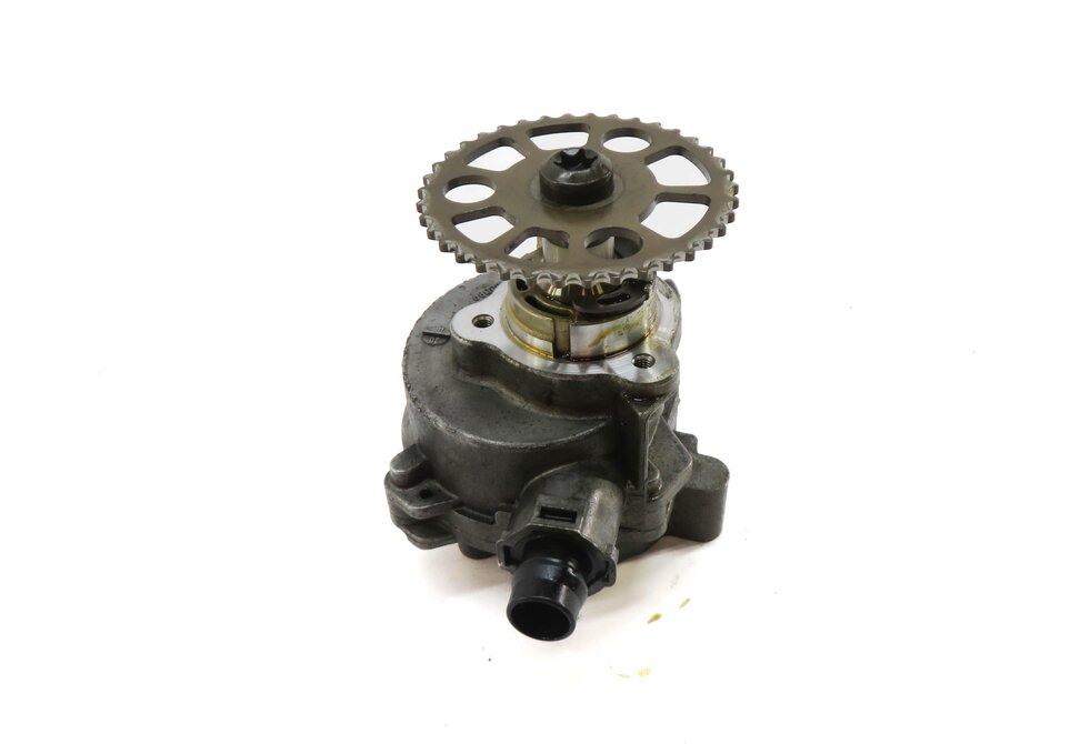 Thumbnail 2: 08-16 BMW 335i 535i X6 Z4 (E87 E90 E60 F01 E71 E89) 3.0L N54 ENGINE VACUUM PUMP