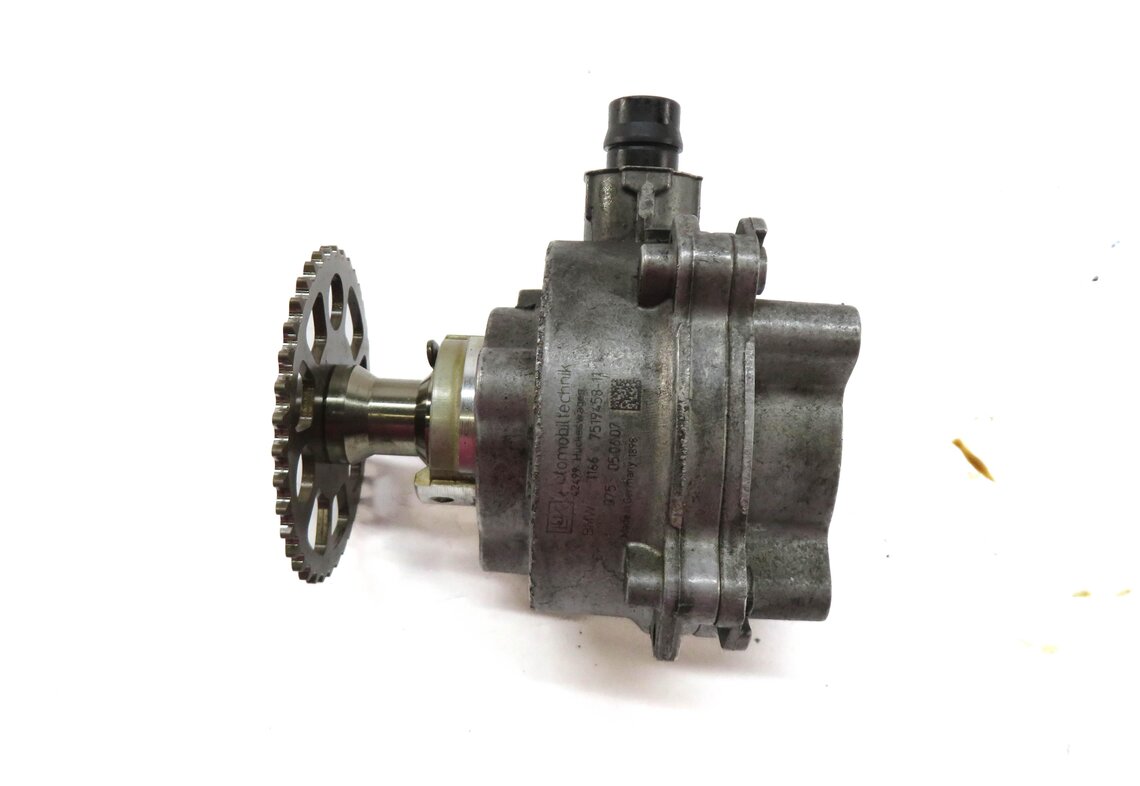Thumbnail 4: 08-16 BMW 335i 535i X6 Z4 (E87 E90 E60 F01 E71 E89) 3.0L N54 ENGINE VACUUM PUMP