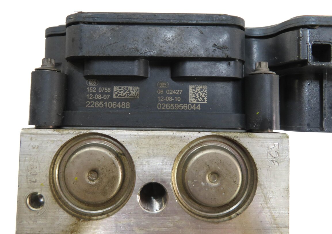 Thumbnail 5: 2012-2019 BMW 5 6 7 SERIES (F01 F02 F04 F06 F10 F12) ABS BRAKE PUMP w/ MODULE