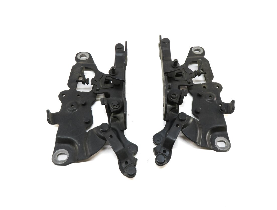 Thumbnail 2: 12-19 BMW 528i 535i 550i 640i 650i M5 M6 (F06 F10) FRONT HOOD HINGE SET (BLACK)