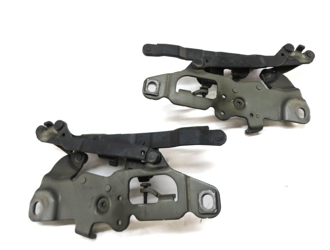 Thumbnail 4: 12-19 BMW 528i 535i 550i 640i 650i M5 M6 (F06 F10) FRONT HOOD HINGE SET (BLACK)