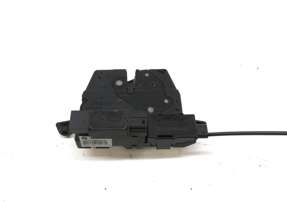 Thumbnail 3: 2013 BMW 535i (F10) REAR TRUNK LOCK LATCH ACTUATOR