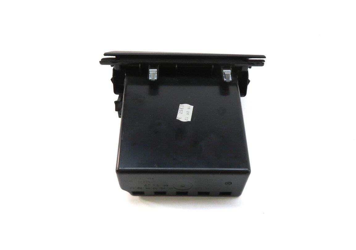 Thumbnail 3: 2013 BMW 535i (F10) LEFT FRONT DRIVER DASH STORAGE COMPARTMENT BOX (BLACK)