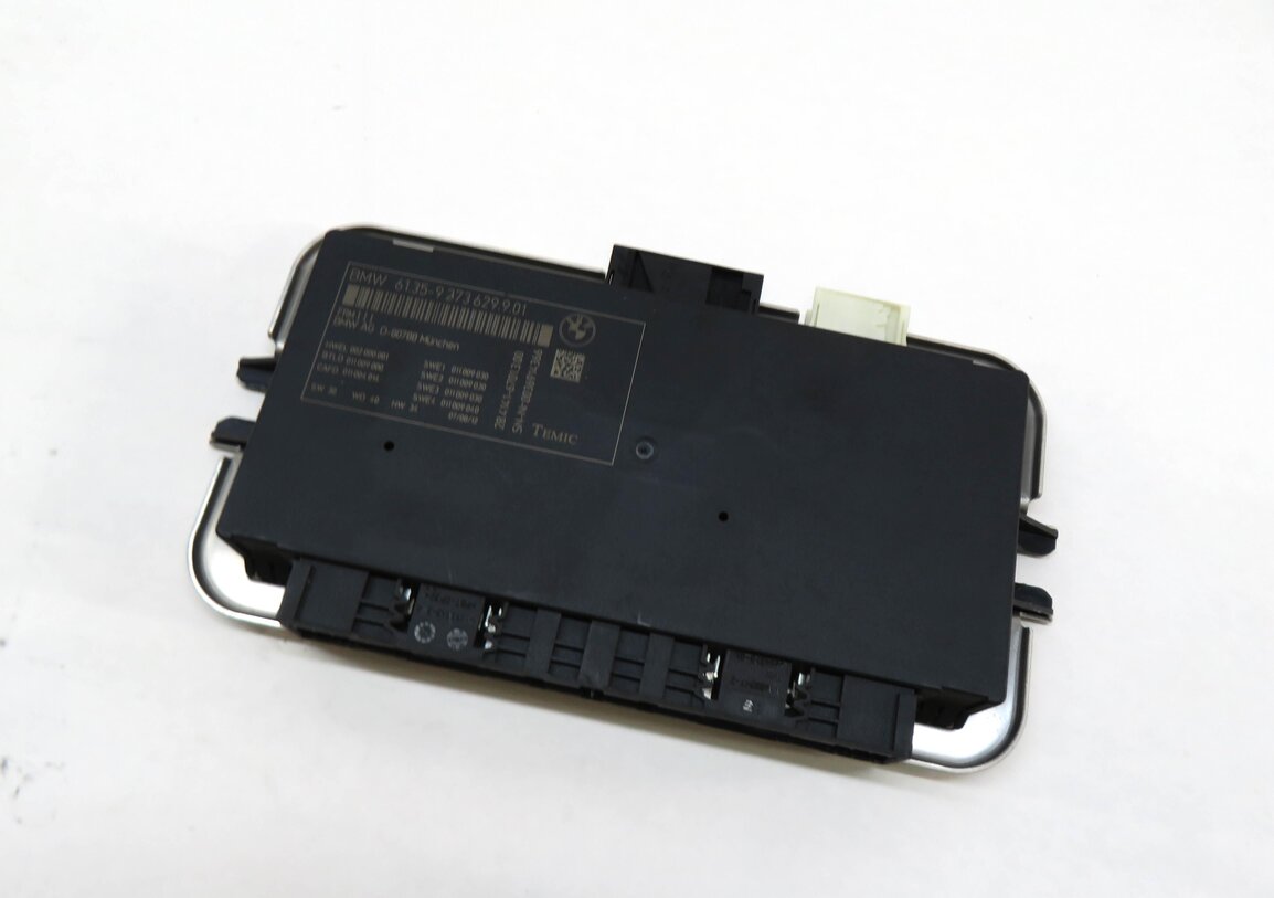 10-17 BMW 5 6 7 M5 X3 X4 (F06 F10 F12 F25 F26) FRM III BODY LIGHT CONTROL MODULE