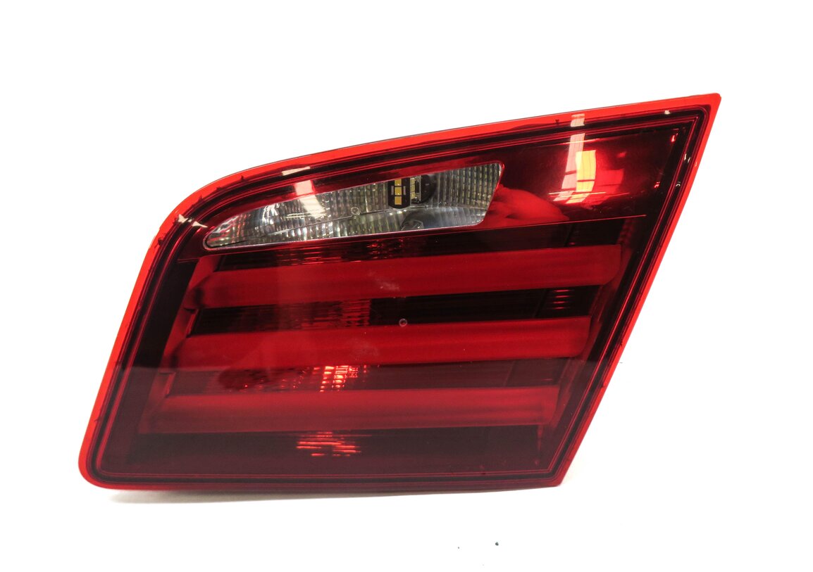Thumbnail 3: 11-13 BMW 528i 535i 550i M5 (F10) RIGHT REAR INNER TRUNK TAILLIGHT LIGHT LAMP