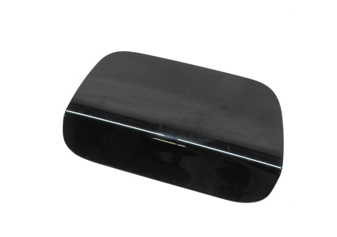 11-16 BMW 528i 535i 550i M5 (F10) GAS FILLER FUEL TANK DOOR (BLACK 2 668)