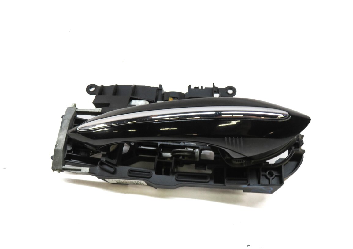 Thumbnail 2: 2009-2019 BMW 5 6 7 SERIES (F01 F10 F12) RIGHT FRONT COMFORT DOOR HANDLE (BLACK)