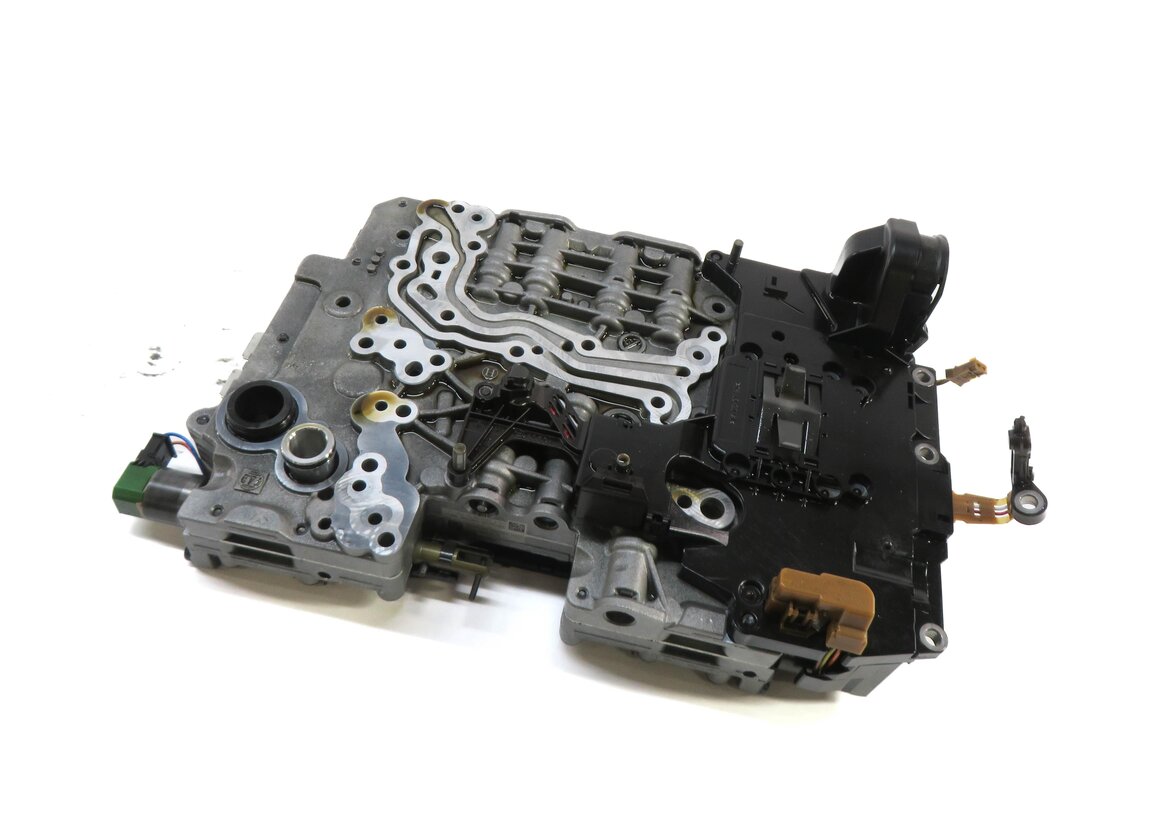 12-13 BMW 535i 535iGT (F07 F10) 3.0L RWD 8HP-45 AUTO TRANSMISSION VALVE BODY
