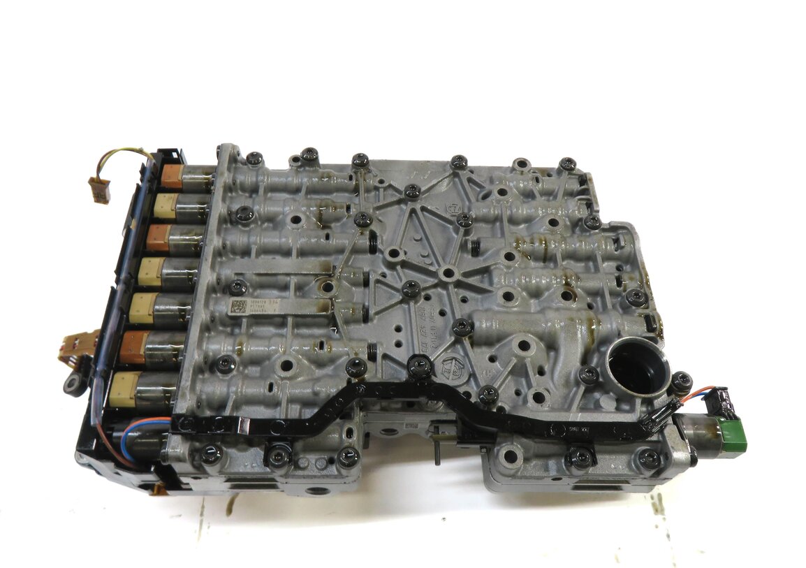 Thumbnail 4: 12-13 BMW 535i 535iGT (F07 F10) 3.0L RWD 8HP-45 AUTO TRANSMISSION VALVE BODY