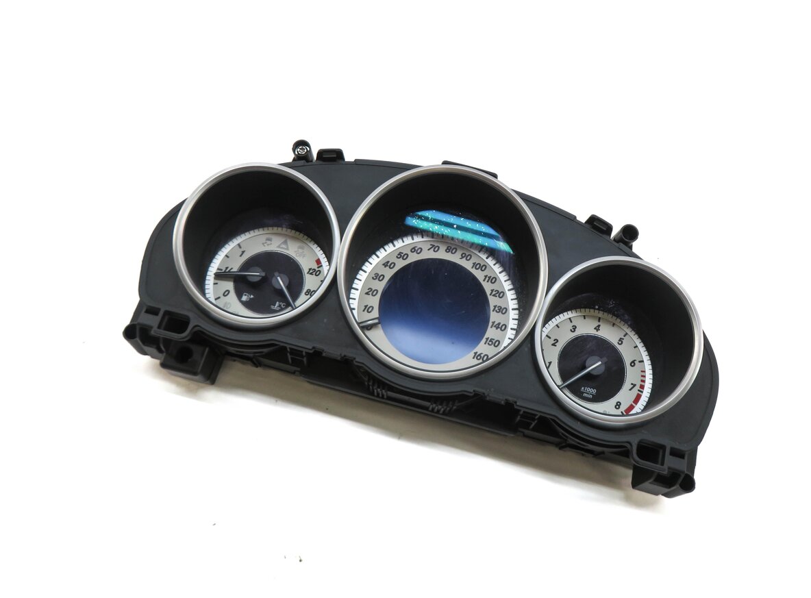 Thumbnail 1: 2016-2017 MERCEDES E350 E400 E550 (C207 W212) SPEEDOMETER GAUGE CLUSTER (122k)