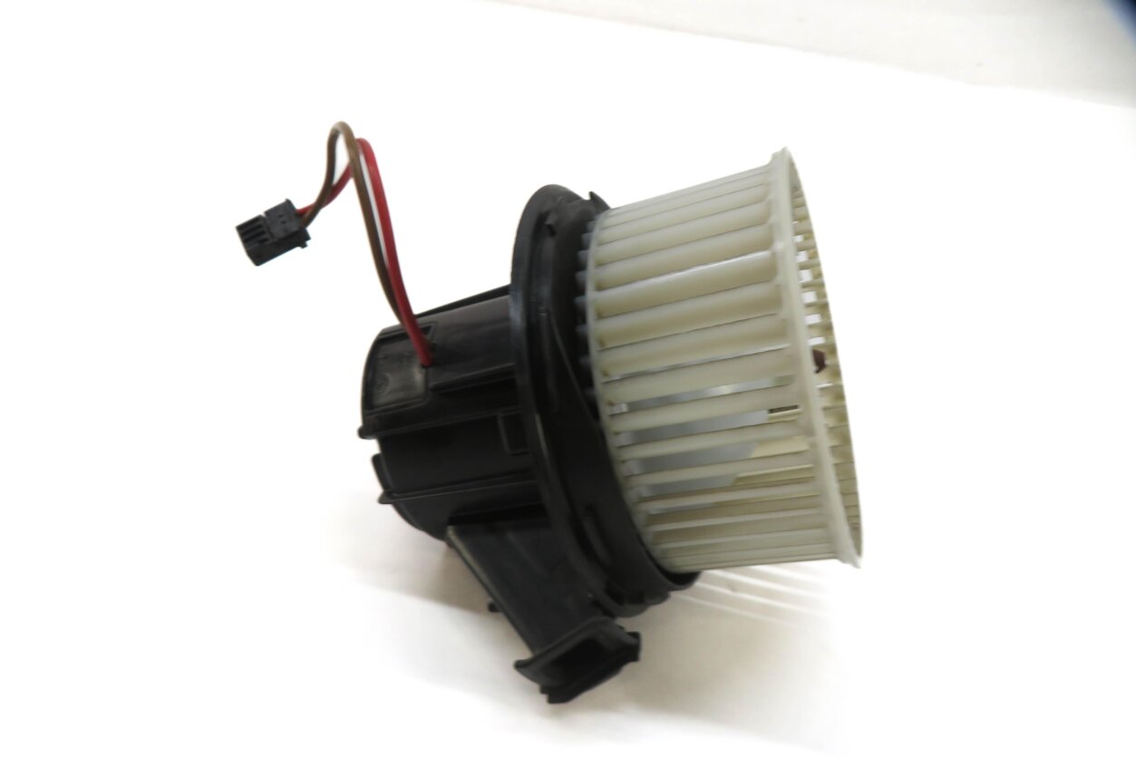 Thumbnail 3: 11-17 MERCEDES C E GLK SL CLS (W204 W207 W212 W231 W218) HEATER A/C BLOWER MOTOR