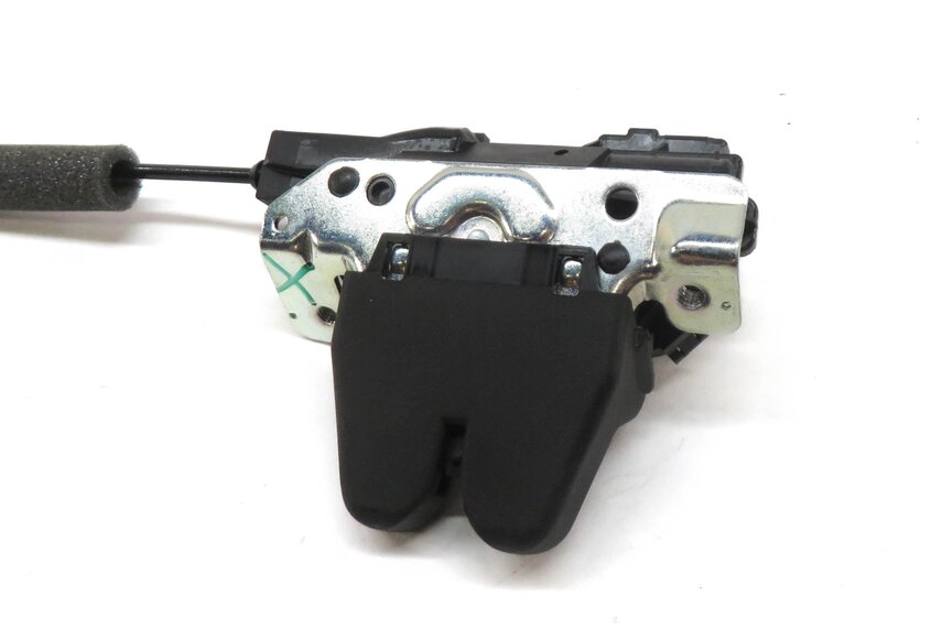 Thumbnail 2: 2016 MERCEDES E350 SEDAN (W212) TRUNK LATCH 2047500485