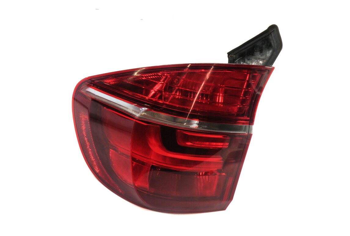 2011-2013 BMW X5 X5M (E70) LEFT DRIVER REAR TAILLIGHT BRAKE LIGHT LAMP