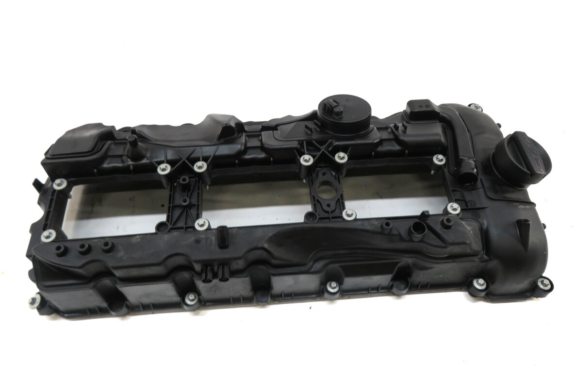 Thumbnail 4: 2011-2019 1/2/3/4/5/6/7/X1/X3/X4/5/X6 - 3.0L MOTOR N55 TURBO ENGINE VALVE COVER