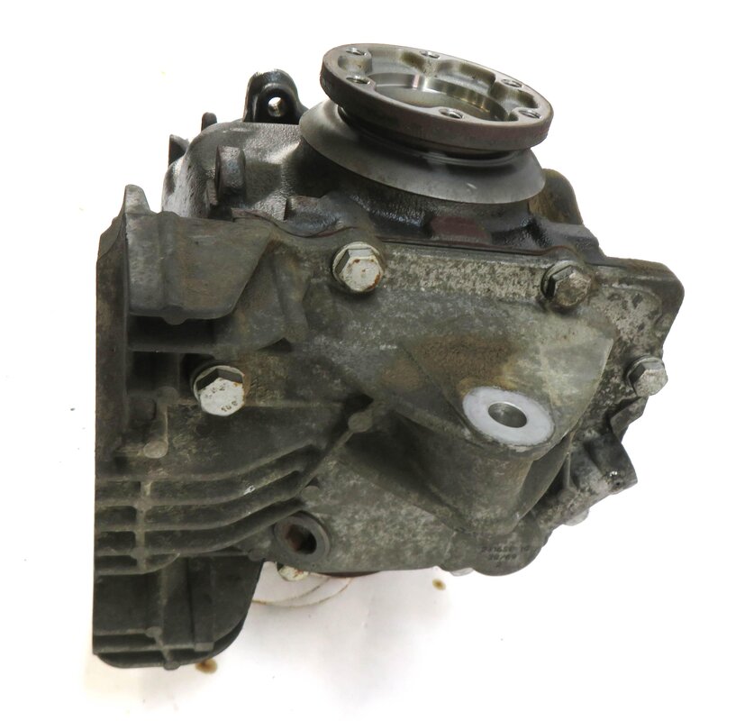 Thumbnail 5: 06-08 BMW Z4 (E85) 3.0L SI MODEL MANUAL TRANSMISSION REAR DIFFERENTIAL (3.23)