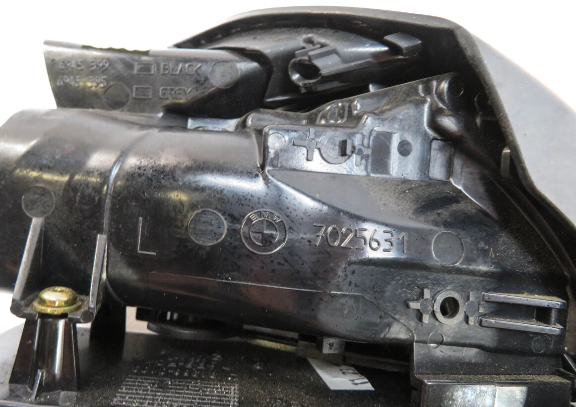 Thumbnail 5: 2006 BMW Z4si (E85) FRONT LEFT DRIVER DASH HVAC AC HEATER VENT CUP HOLDER BLACK