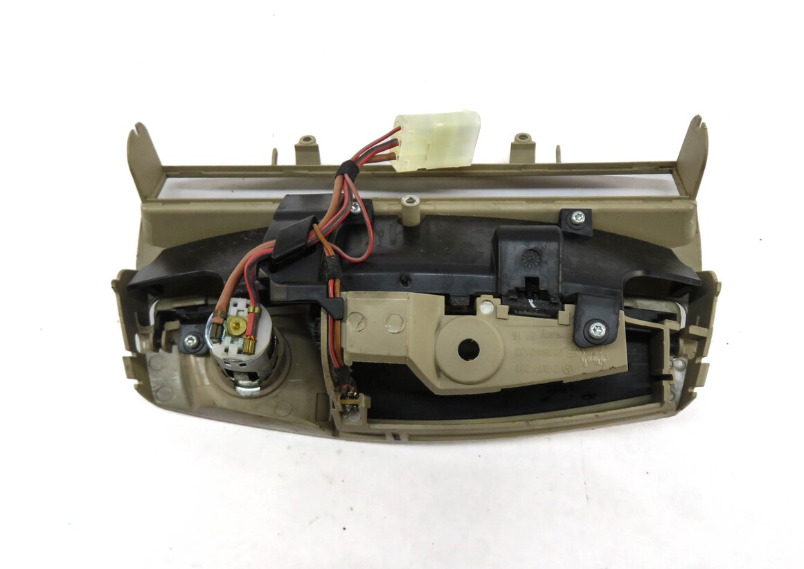 Thumbnail 4: 2006 BMW Z4si (E85) FRONT CENTER CONSOLE ASH TRAY ASHTRAY 12V SOCKET (BEIGE)