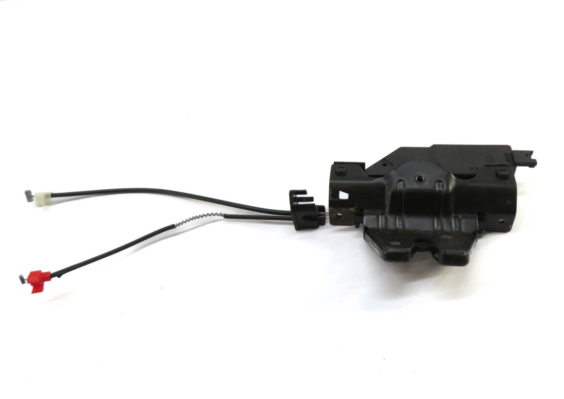 Thumbnail 2: 2006 BMW Z4si (E85) REAR TRUNK LOCK LATCH 51248196401