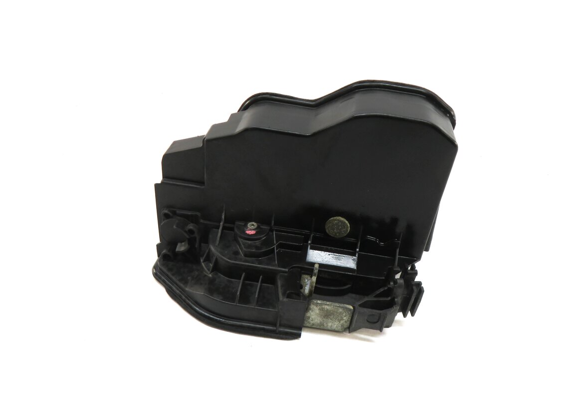 03-18 E87 F22 E90 E60 F10 F12 F01 F13 E65 F06 F04 E70 E71 RIGHT FRONT DOOR LATCH