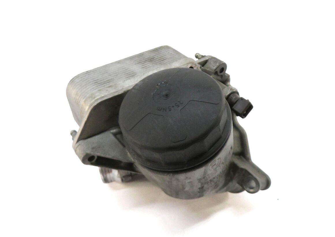 2006 BMW Z4si (E85) 3.0L N52 ENGINE OIL FILTER HOUSING