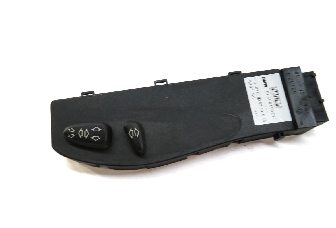 2003 BMW Z4 (E85) FRONT RIGHT PASSENGER SEAT ADJUST SWITCH (BLACK) 8099074