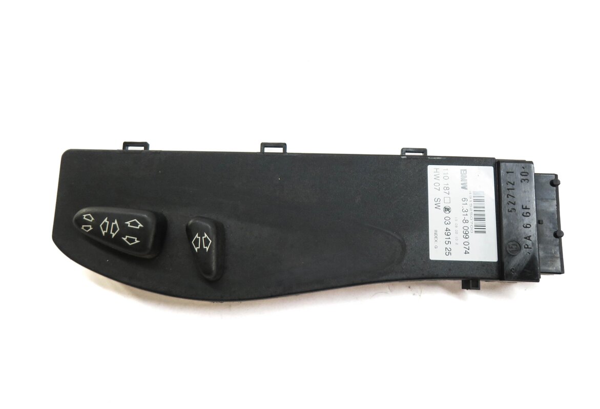 Thumbnail 2: 2003 BMW Z4 (E85) FRONT RIGHT PASSENGER SEAT ADJUST SWITCH (BLACK) 8099074
