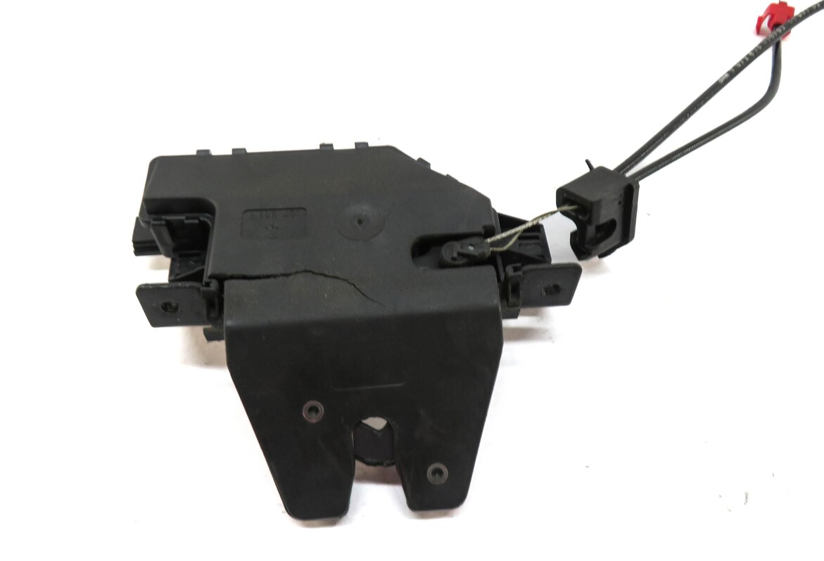 Thumbnail 4: 2003 BMW Z4 (E85) REAR TRUNK LOCK LATCH ACTUATOR 51248196401