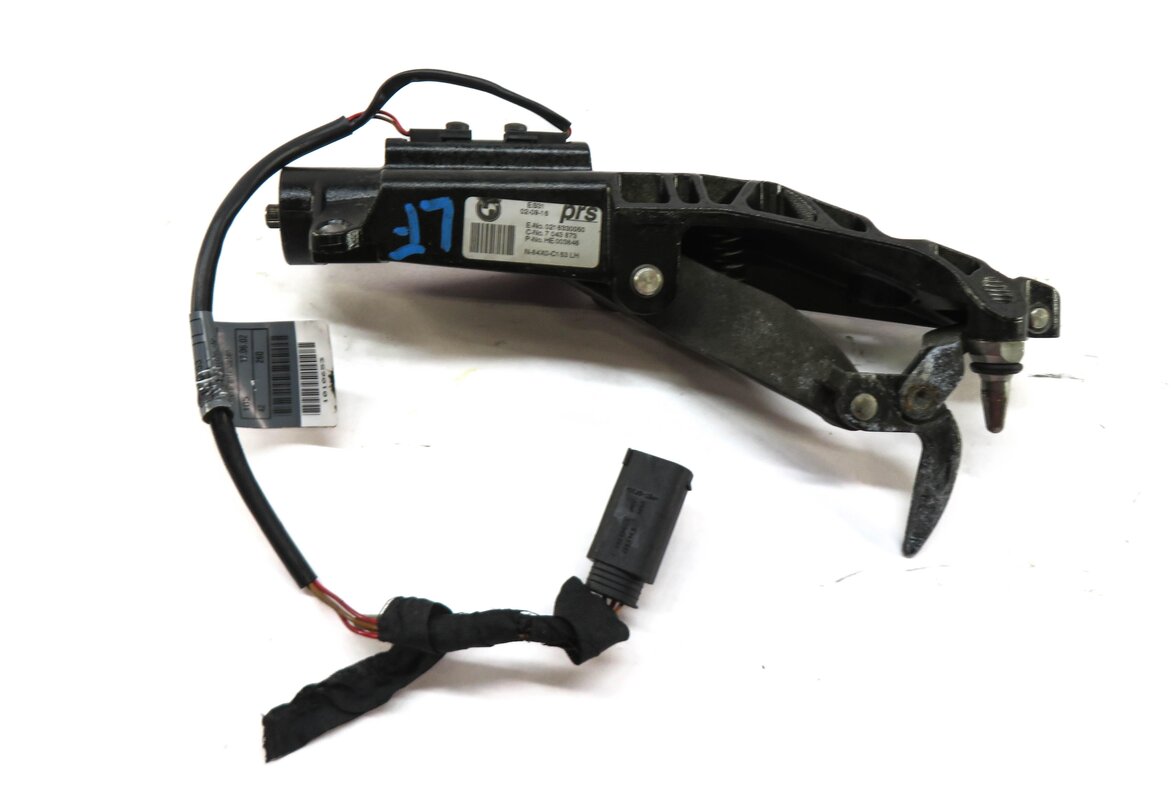 Thumbnail 3: 2003 BMW Z4 E85 FRONT LEFT DRIVER CONVERTIBLE TOP ELECTRIC LATCH ACTUATOR MOTOR