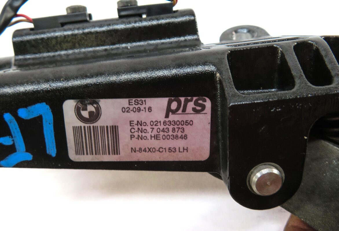 Thumbnail 6: 2003 BMW Z4 E85 FRONT LEFT DRIVER CONVERTIBLE TOP ELECTRIC LATCH ACTUATOR MOTOR