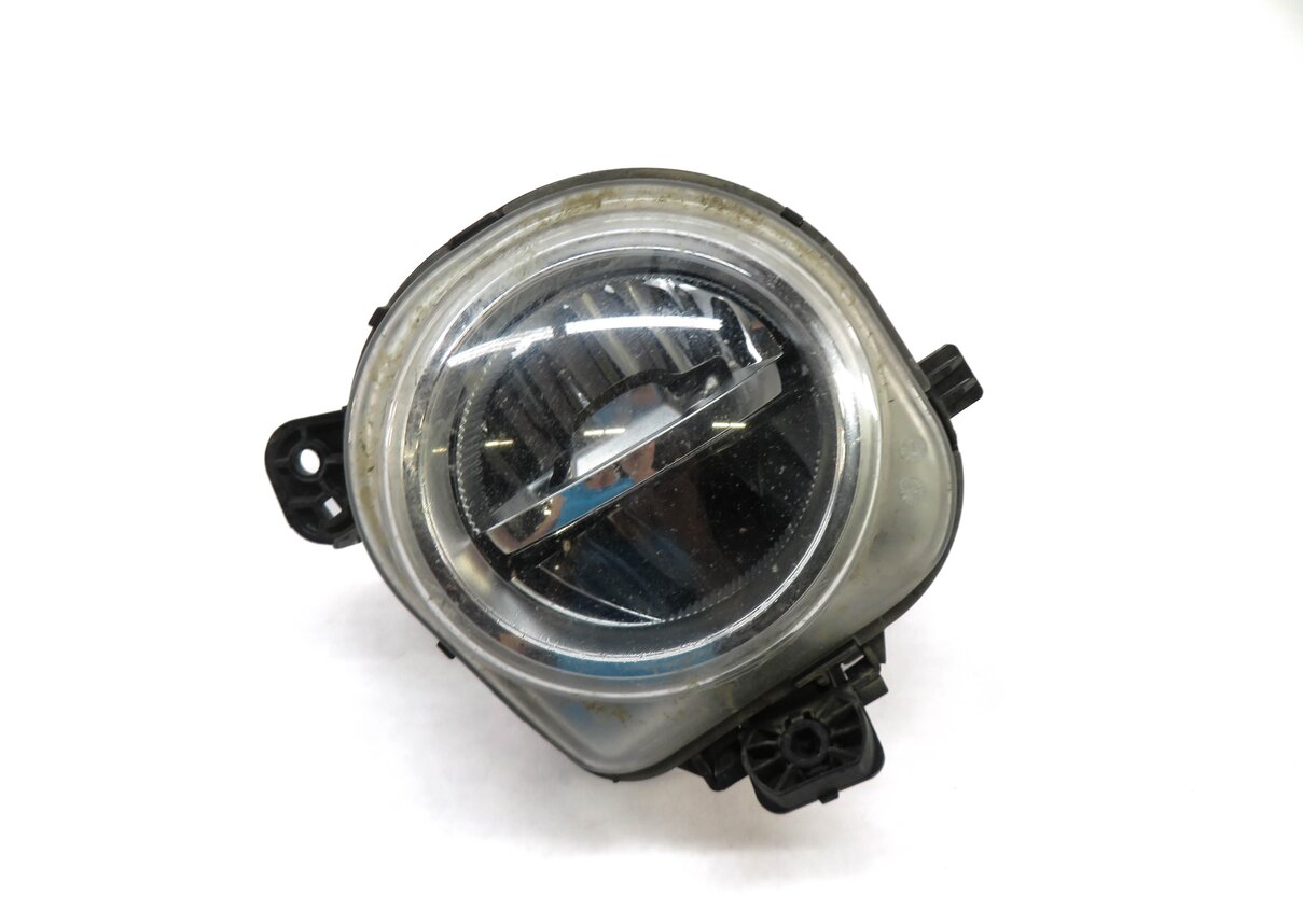 14-19 BMW X3 X4 X5 X6 (F15 F16 F25 F26 F85 F86) RIGHT LED FOGLIGHT LIGHT LAMP
