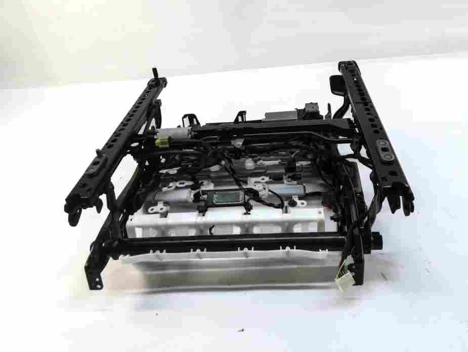 Thumbnail 4: 17-19 AUDI A4 (B9 8W) LEFT FRONT DRIVER MEMORY SEAT TRACK w/ MOTORS (NON SPORT)