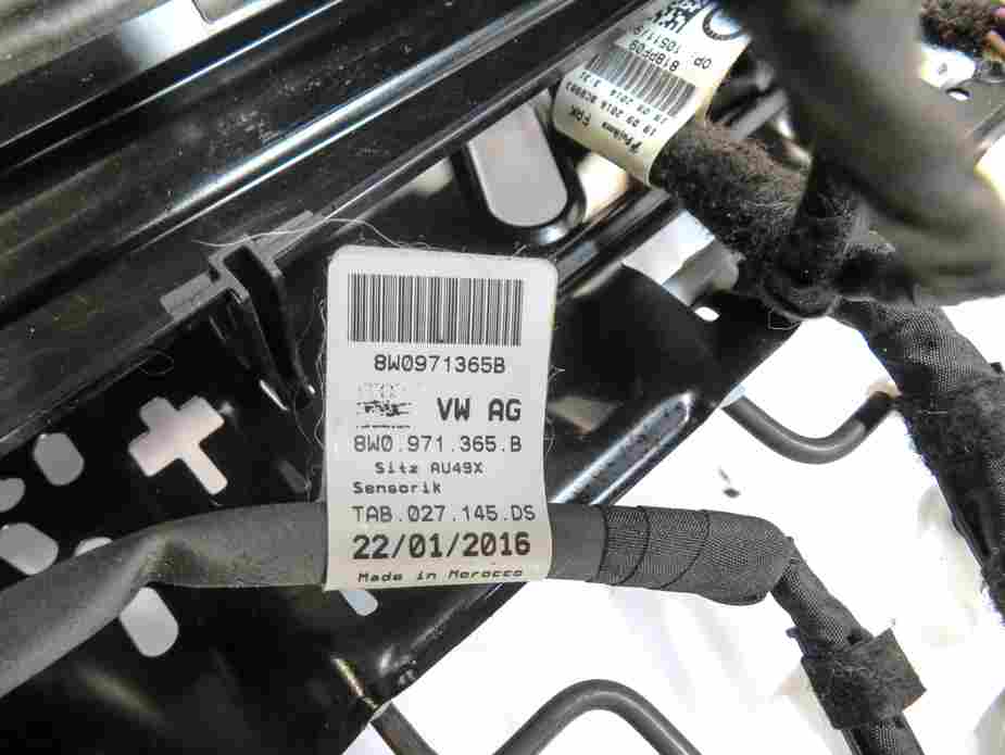 Thumbnail 7: 17-19 AUDI A4 (B9 8W) LEFT FRONT DRIVER MEMORY SEAT TRACK w/ MOTORS (NON SPORT)