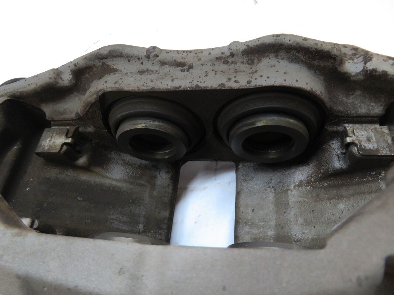 Thumbnail 7: 2017-2019 AUDI A4 A5 (B9 8W 8W6) FRONT LEFT & RIGHT BRAKE CALIPER SET-2