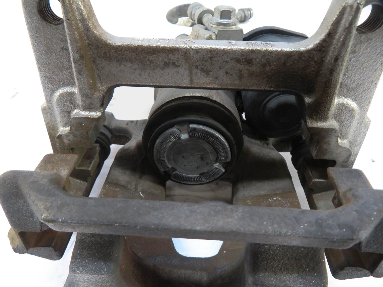 Thumbnail 6: 2017-2019 AUDI A4 A5 (B9 8W 8W6 F5) RIGHT PASSENGER REAR BRAKE CALIPER
