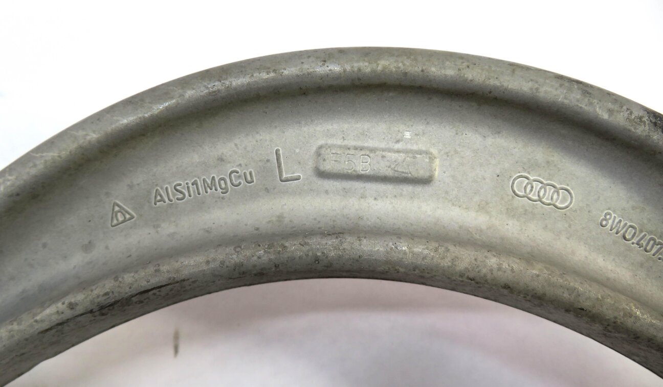 Thumbnail 8: 2017-2019 AUDI A4 ALLROAD (B9 8W) LEFT FRONT DRIVER CONTROL ARM SET