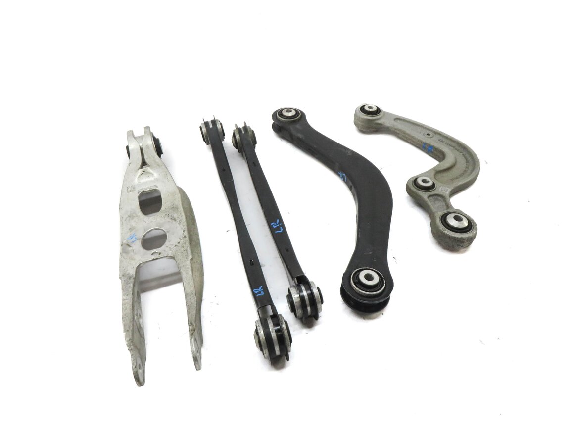 2017-2019 AUDI A4 ALLROAD (B9 8W) LEFT DRIVER REAR CONTROL ARM SET