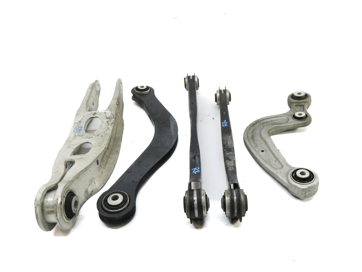 Thumbnail 2: 2017-2019 AUDI A4 ALLROAD (B9 8W) RIGHT PASSENGER REAR CONTROL ARM SET