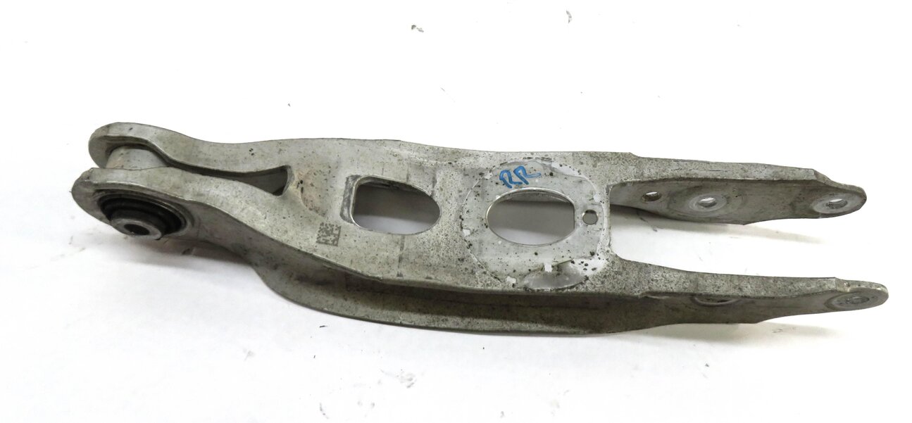 Thumbnail 8: 2017-2019 AUDI A4 ALLROAD (B9 8W) RIGHT PASSENGER REAR CONTROL ARM SET