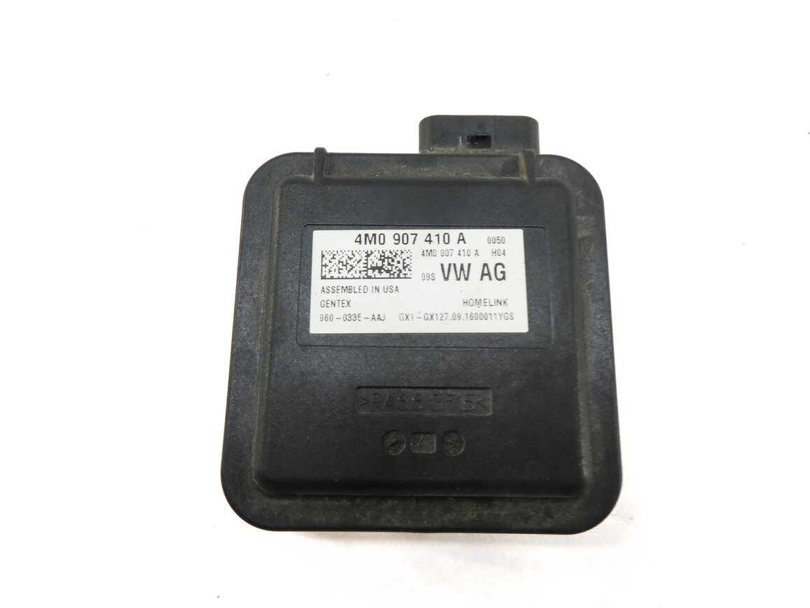 Thumbnail 2: 2017 AUDI A4 (B9 8W) HOMELINK GARAGE DOOR GATE OPENER CONTROL MODULE