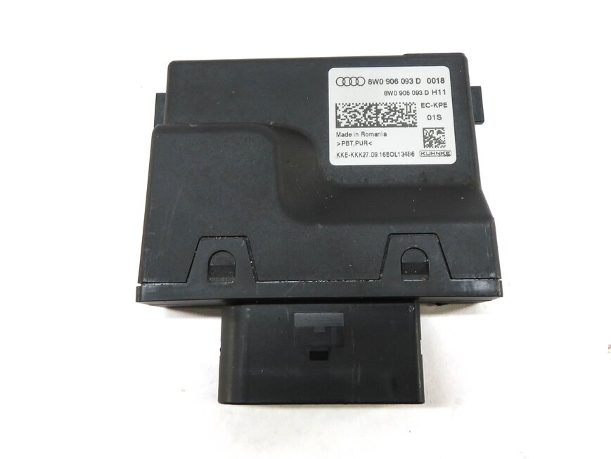 Thumbnail 2: 2017 AUDI A4 (B9 8W) FUEL PUMP CONTROL MODULE