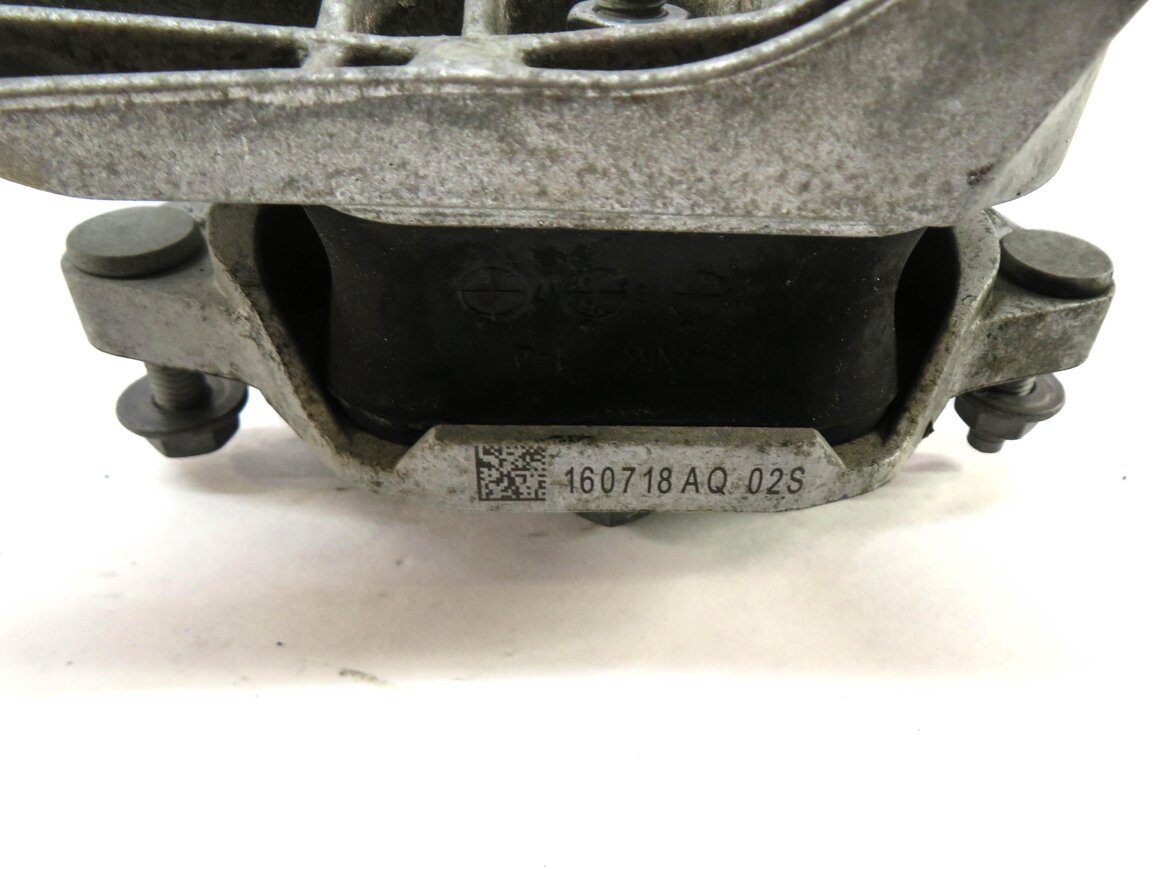 Thumbnail 5: 2017 AUDI A4 (B9 8W) 2.0L CYMC TURBO ENGINE TRANSMISSION MOUNT BRACKET